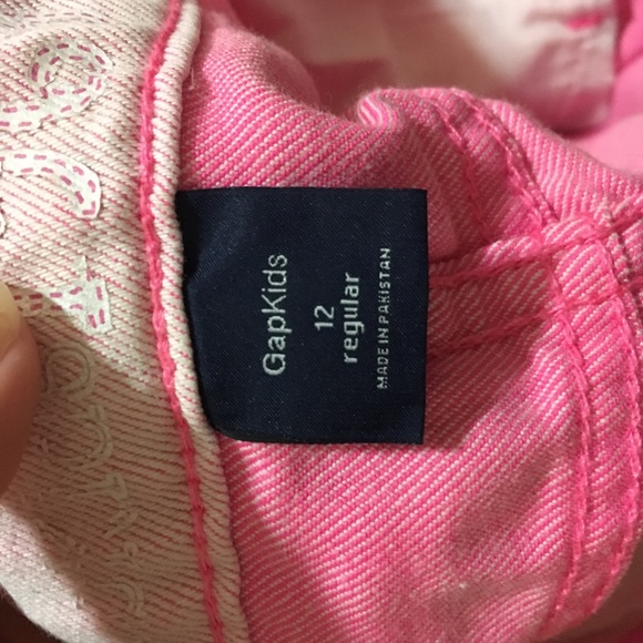 Pink shorts - Picture 3 of 3